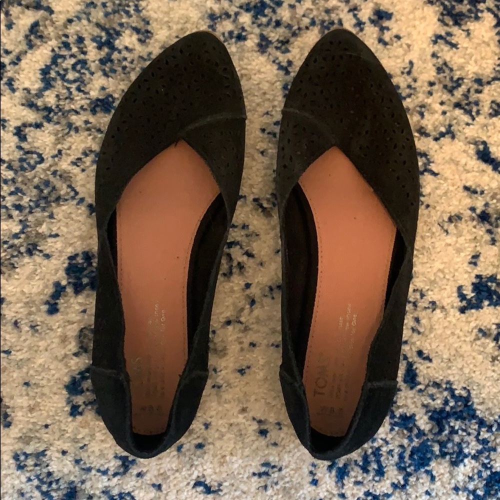Toms comfy flats